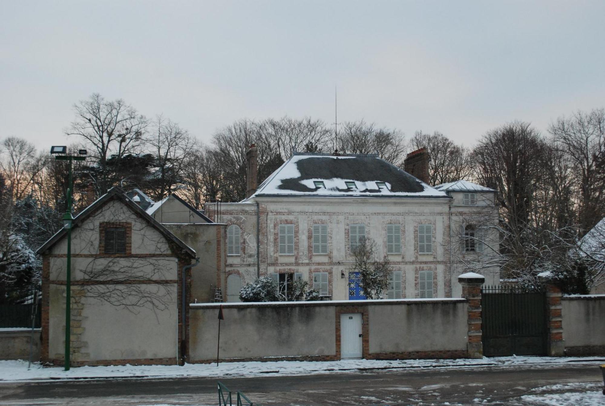 Yxie - Manoir Des Arts Bed and Breakfast Villeblevin Εξωτερικό φωτογραφία